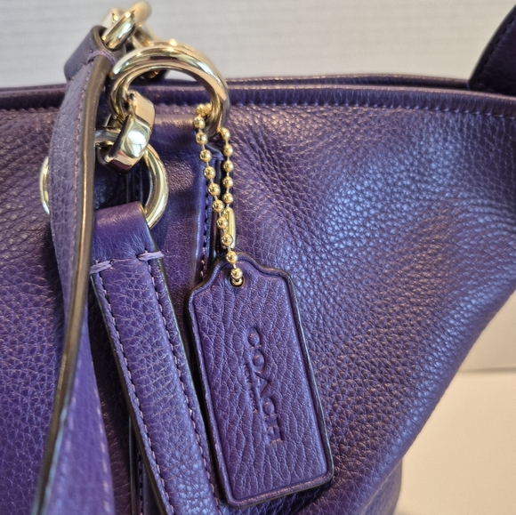 Coach Ava Chain tote Purse Pepple grain purple leather - Picture 3 of 9